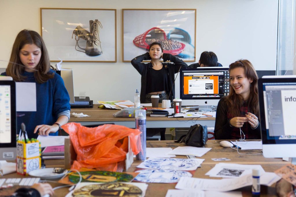 Топ школ с сильной художественной подготовкой для поступления в творческие вузы