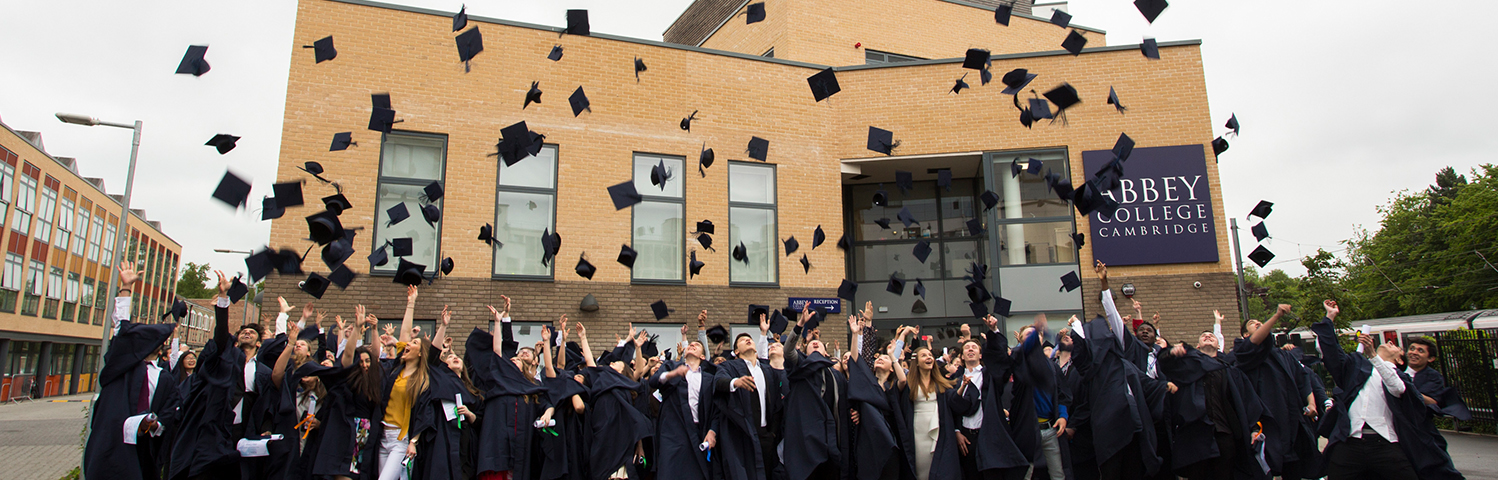 Лучшие бординговые школы для подготовки к университетам Великобритании