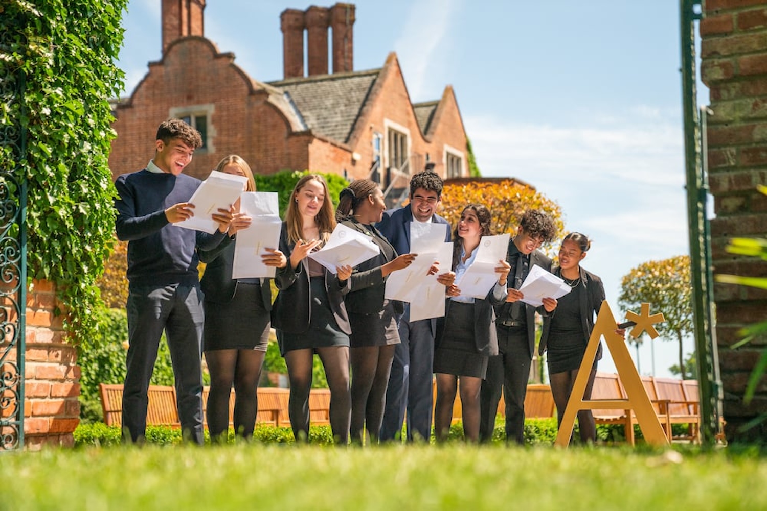 Образование с историей: бординги, где важны правила, репутация и результат